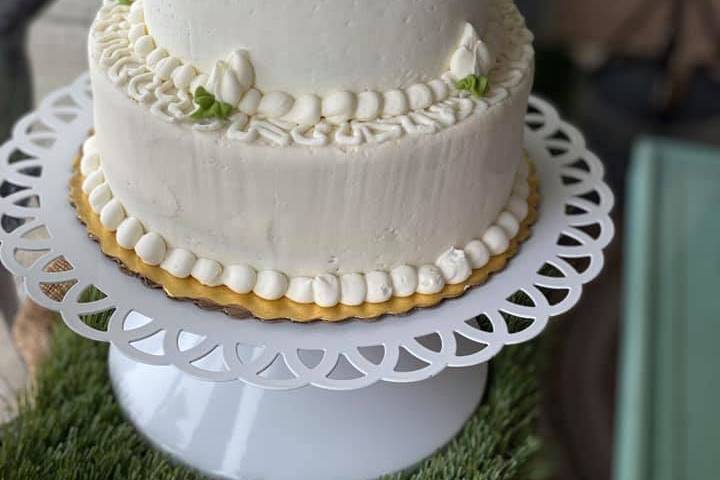 Two-layer white cake