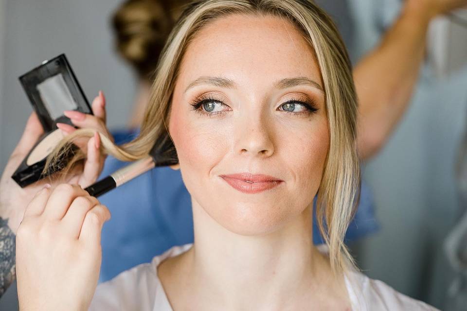 Radiant skin with a natural bl