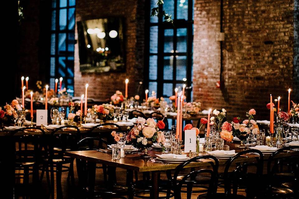 Tropical color tablescape