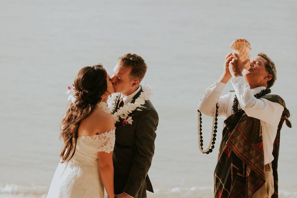 Kawela Bay Elopement