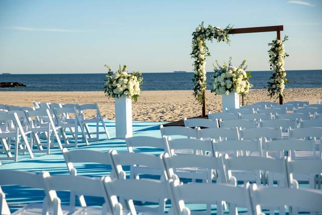 The Sands at Atlantic Beach