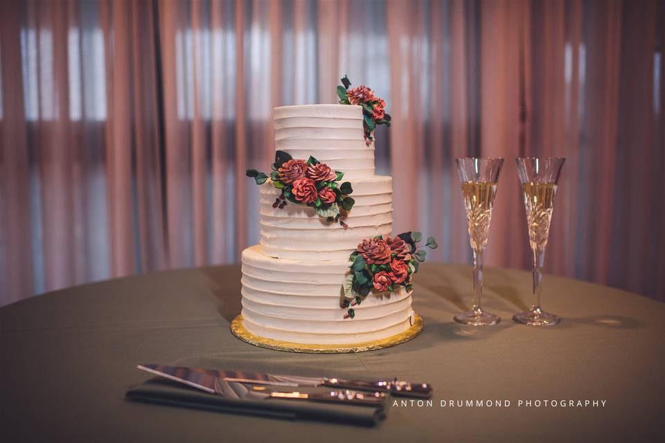 Floral wedding cake