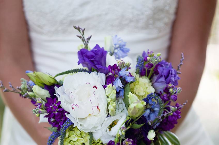 Bouquet of White, Purple & Blu