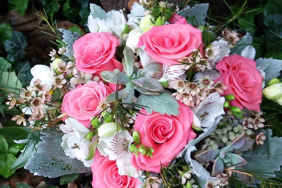 Natural Bouquet w/ cotton