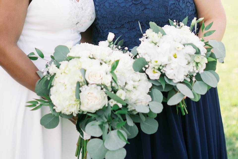 White Bridal Bouquets