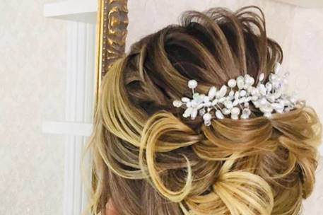 Exquisite hair  by Mary