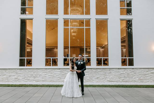 Outside Lakeview Ballroom