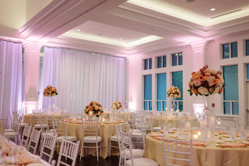 Lakeview Ballroom Floral