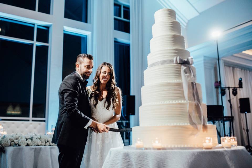 Cutting the cake