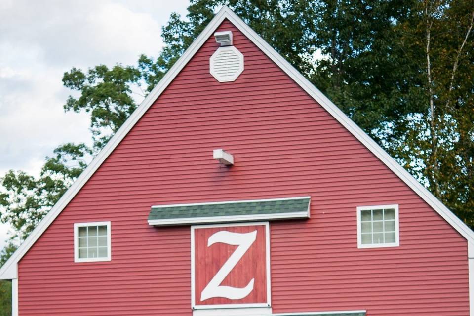 Backdrop of a beautiful red barn