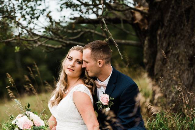 Intimate weddings