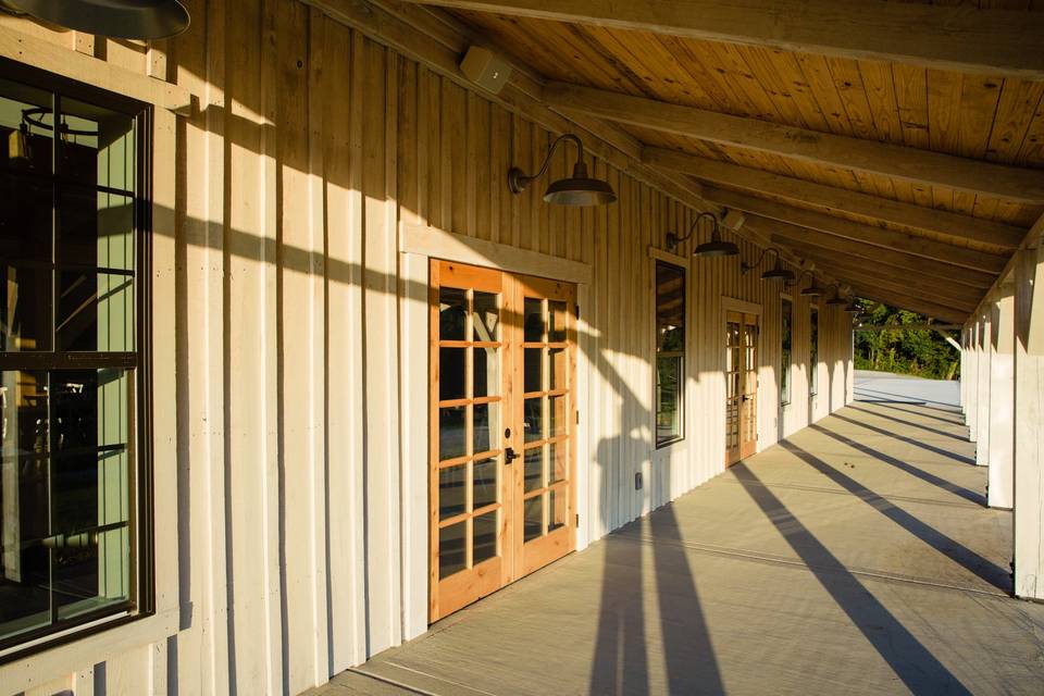 Cranford Hollow - Side Porch