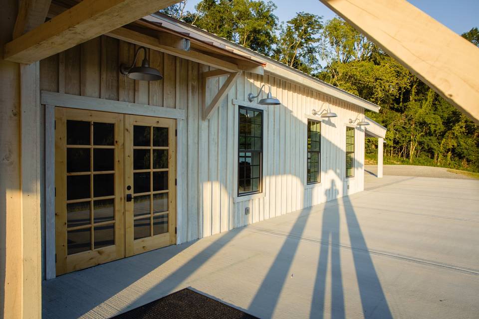 Cranford Hollow - Side Porch