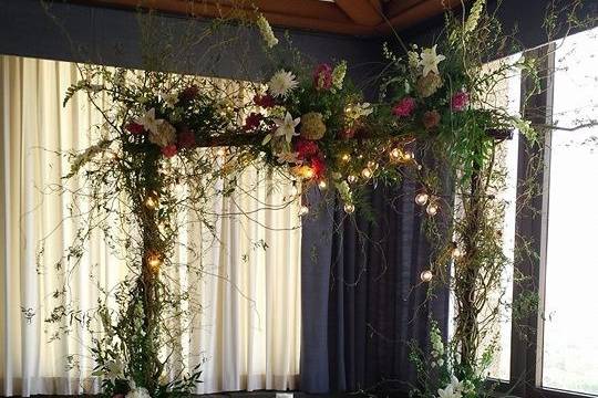 Simply Stunning Floral Design and Event Studio
