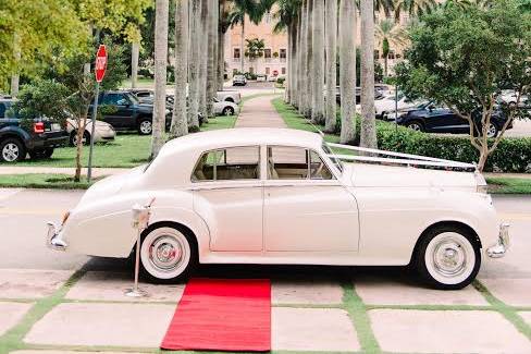 Vintage wedding car