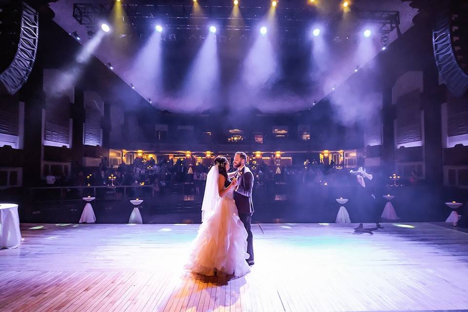 1st dance on stage