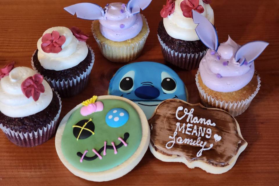 Stitch Beach and Angle cake