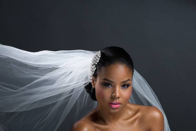 Mia Farah Beautique - Hair & Makeup by Mia