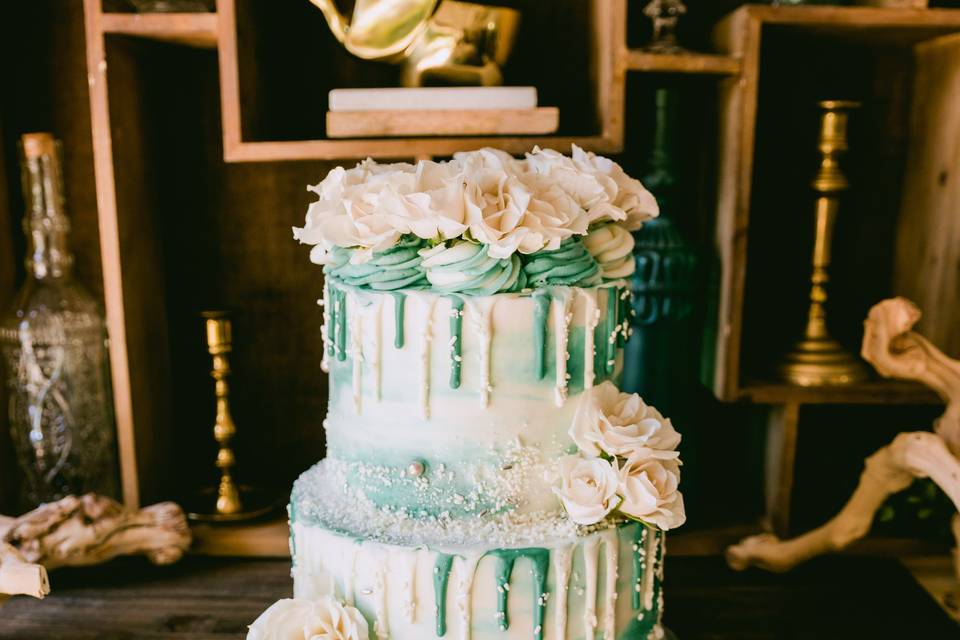 Drip Floral Cake