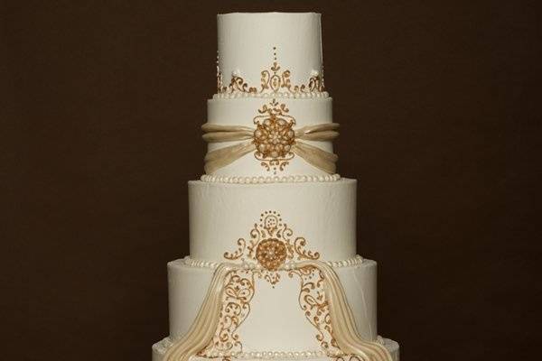 Beautiful cake with gold design