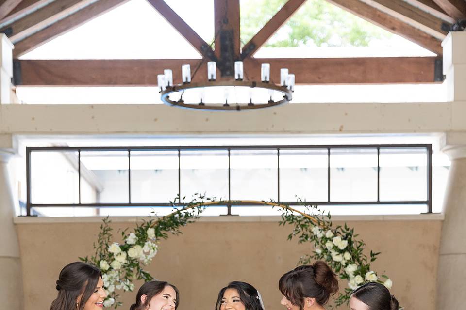 Holly Gritti Glam