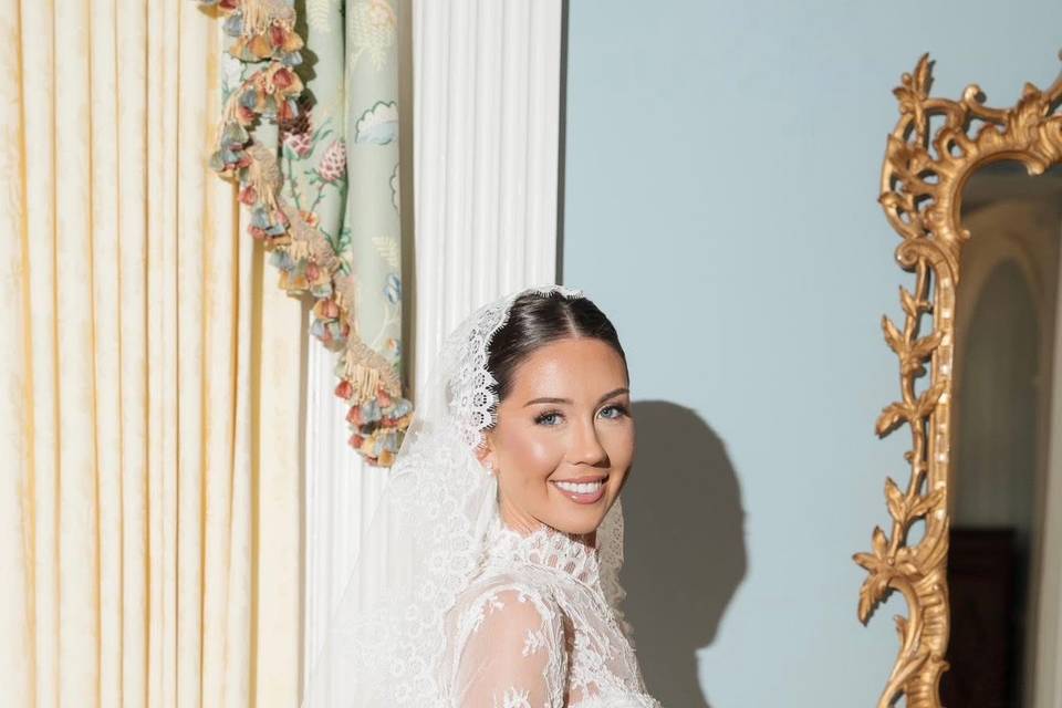 Holly Gritti Glam