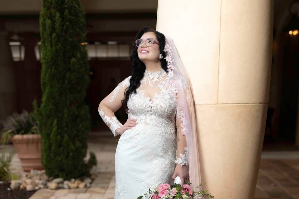 Holly Gritti Glam