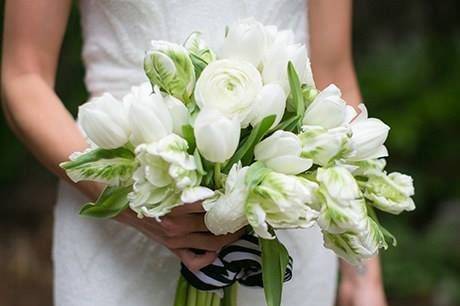 White bouquet