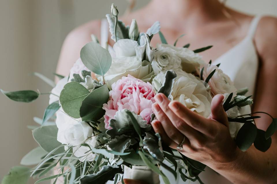 Close-up on bouquet