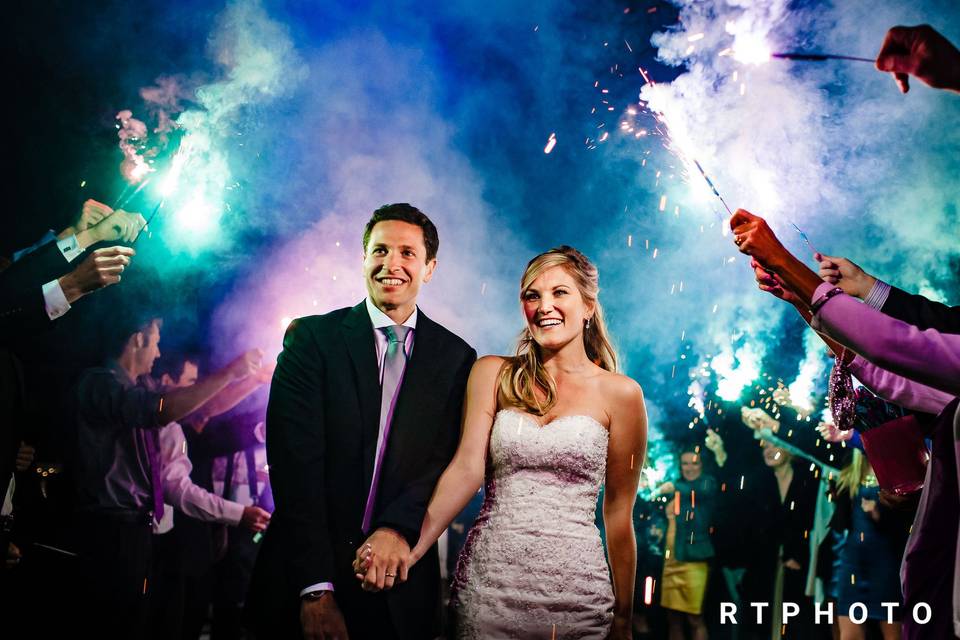 Celebrating the happy couple - RTPHOTO