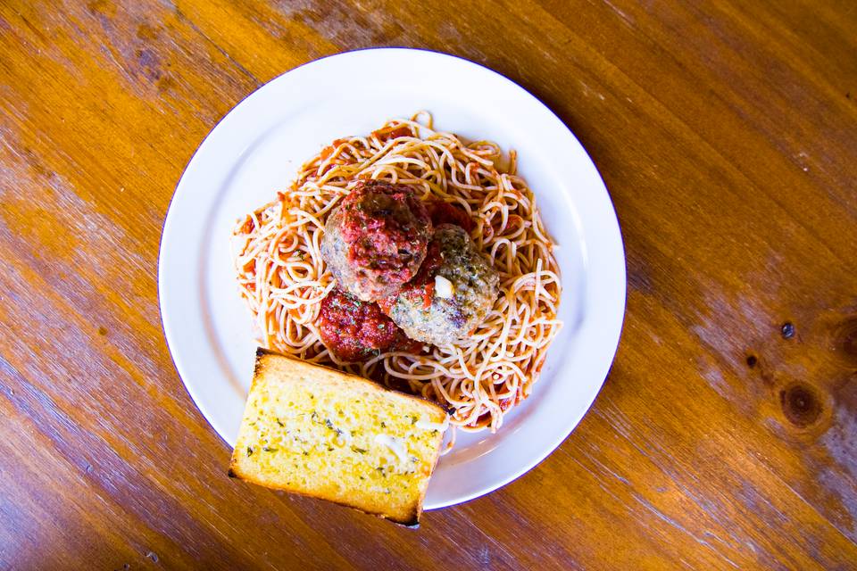 Spaghetti & Meatballs