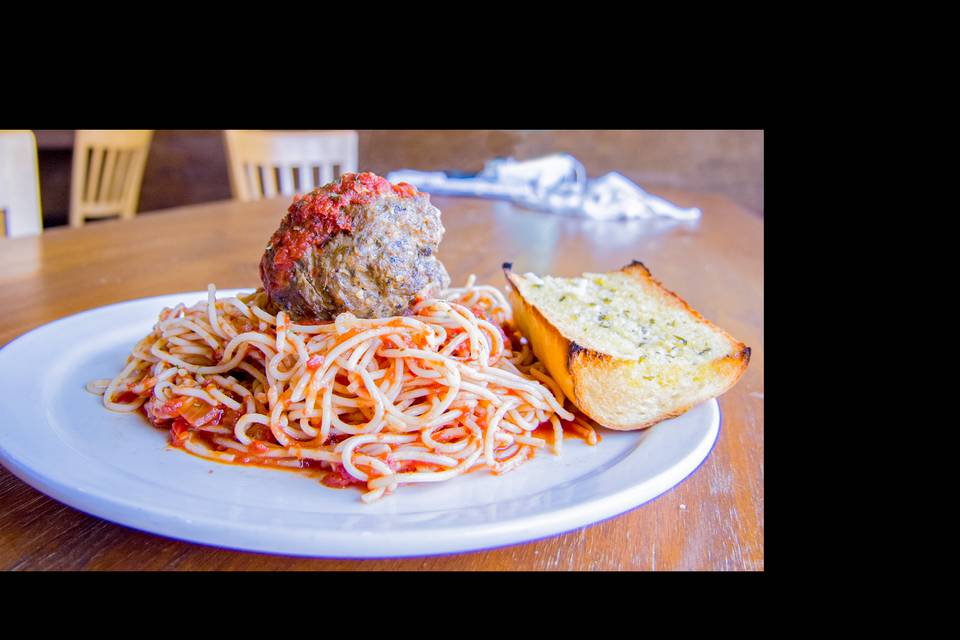 Spaghetti & Meatballs