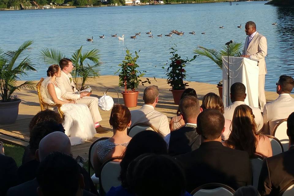 Wedding by the lake