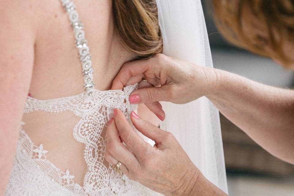 The bride getting ready