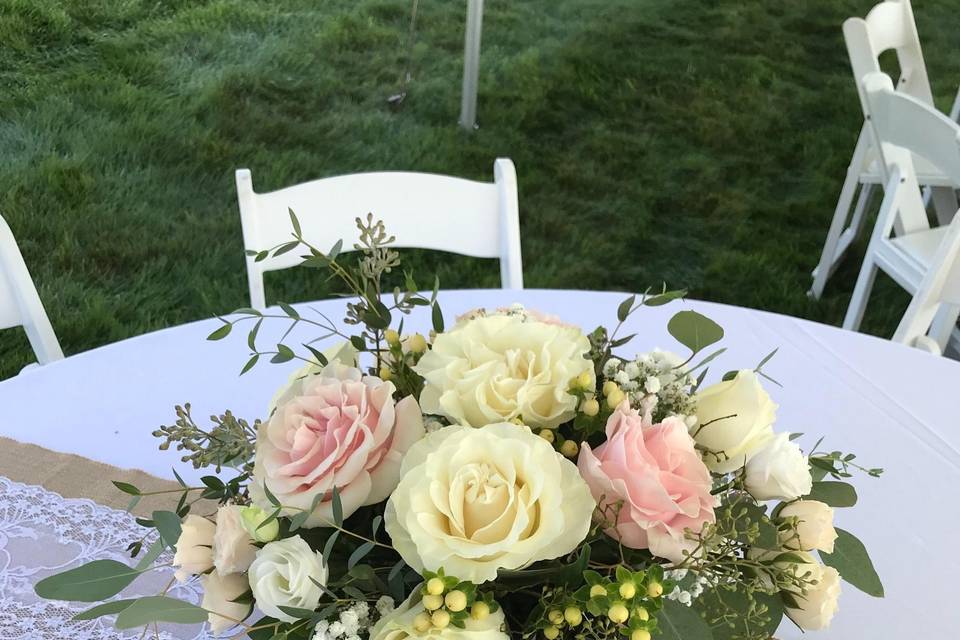 Blush floral centerpiece