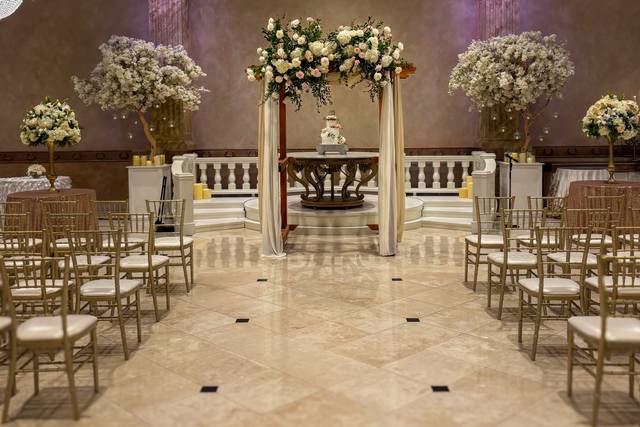 Balcony Ballroom Nola