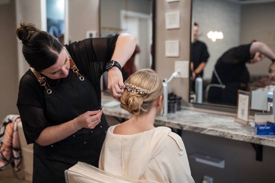 Mantra Salon Hair/Makeup