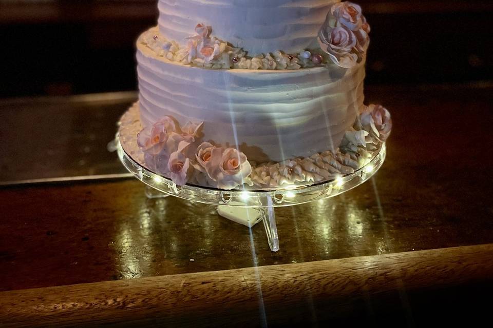 Flower Wedding Cake & Cupcakes