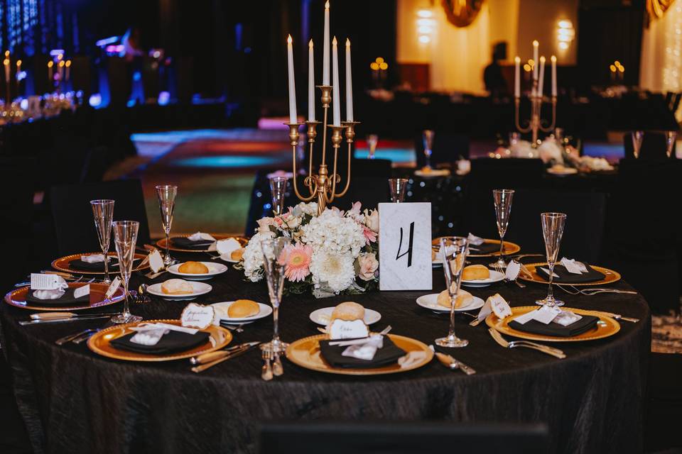 Plated Dinner Tablescape