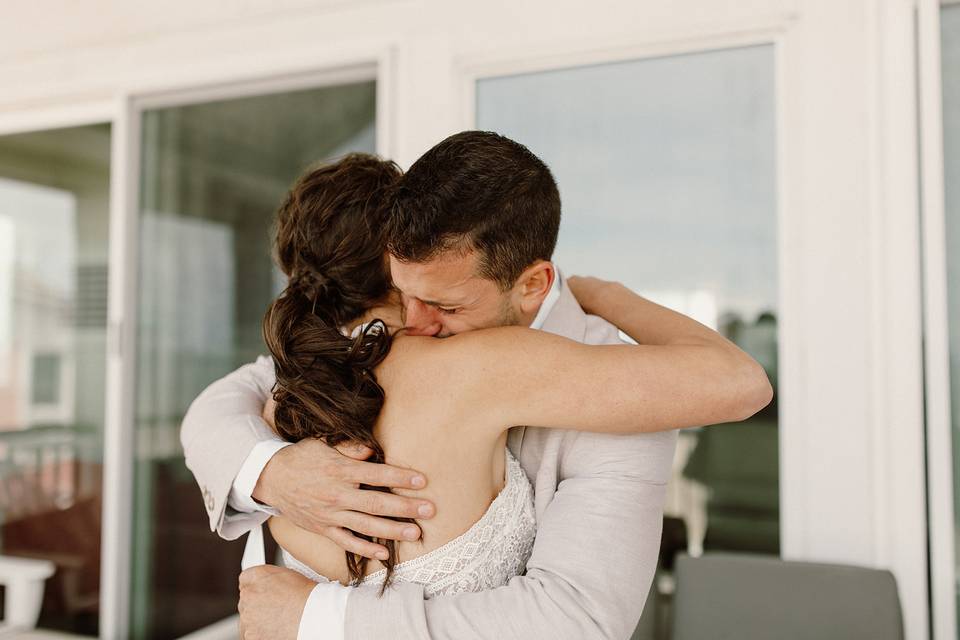 Emotional Wedding Photographer