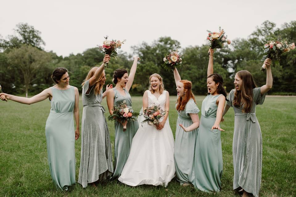 Bridal party wedding photos