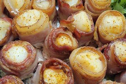 Scallops in Bacon