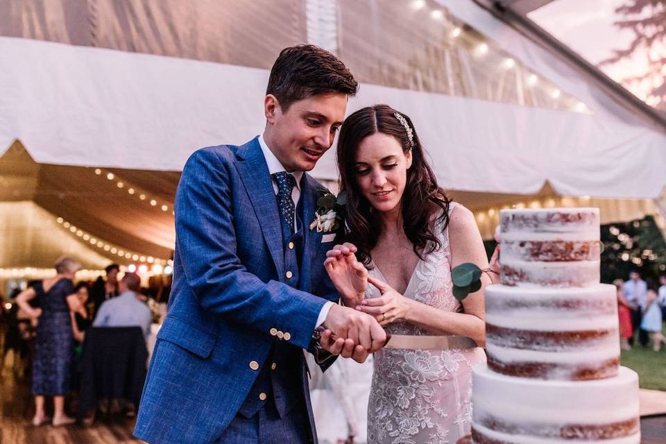 Cake cutting on the patio