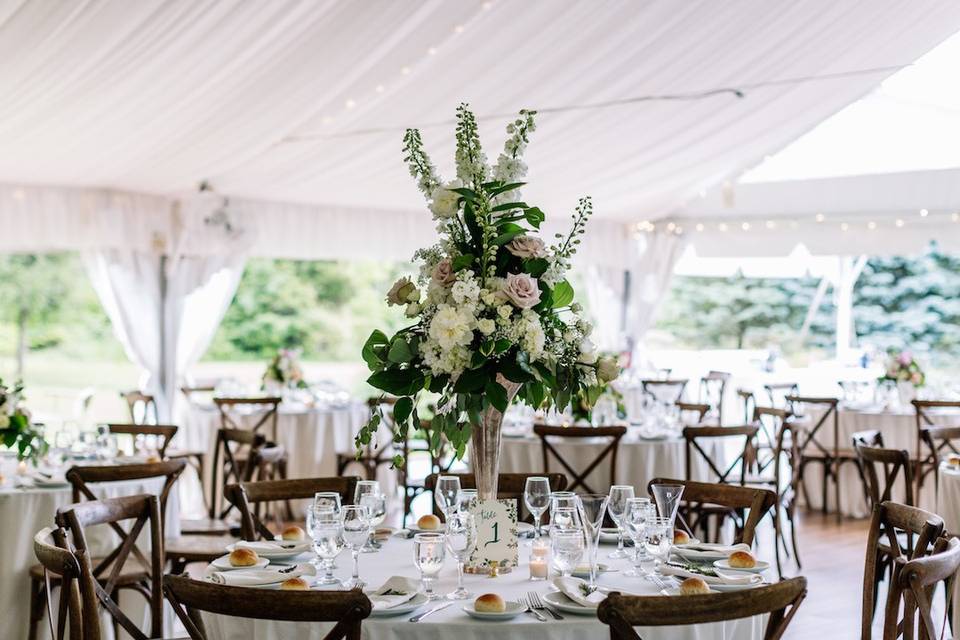 Outdoor ceremony seating