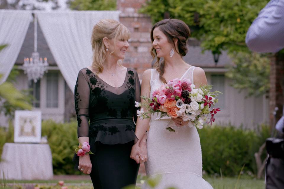 Mother and bride with bouquet