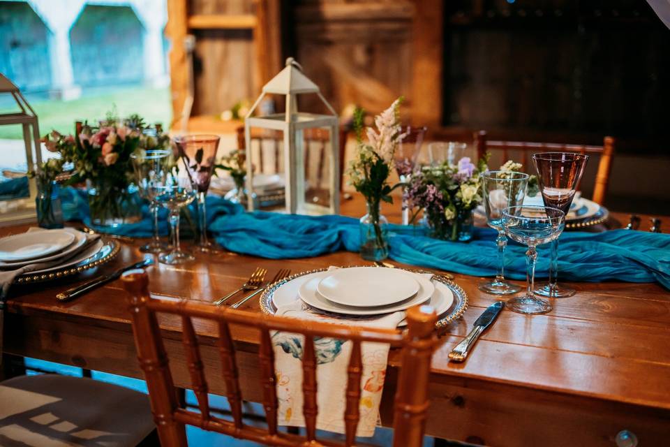 WEDDING: Farm tables