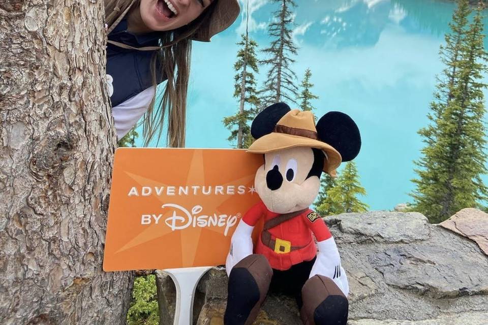Hanging w/ Mickey!