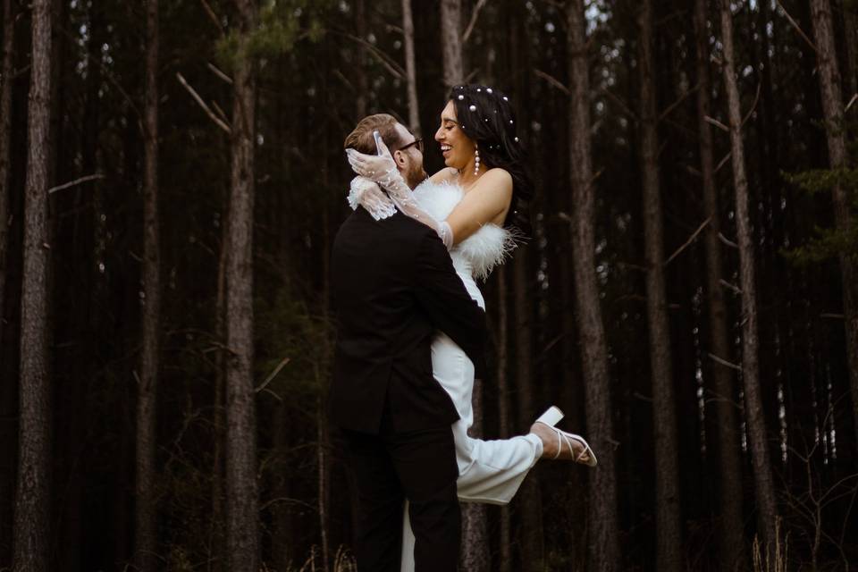 Elopement in the woods