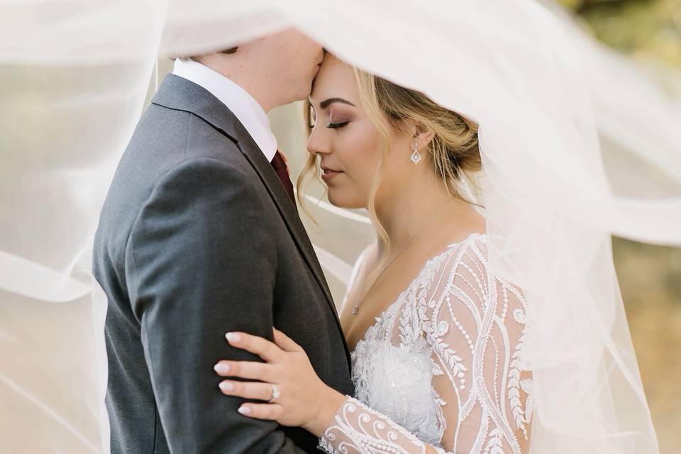 Bridal Makeup and Hairstyle
