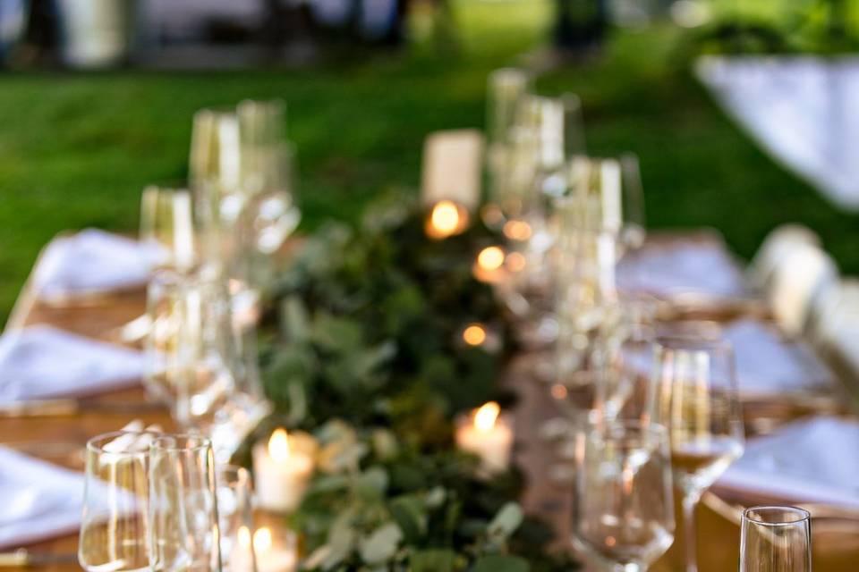 Table runner detail